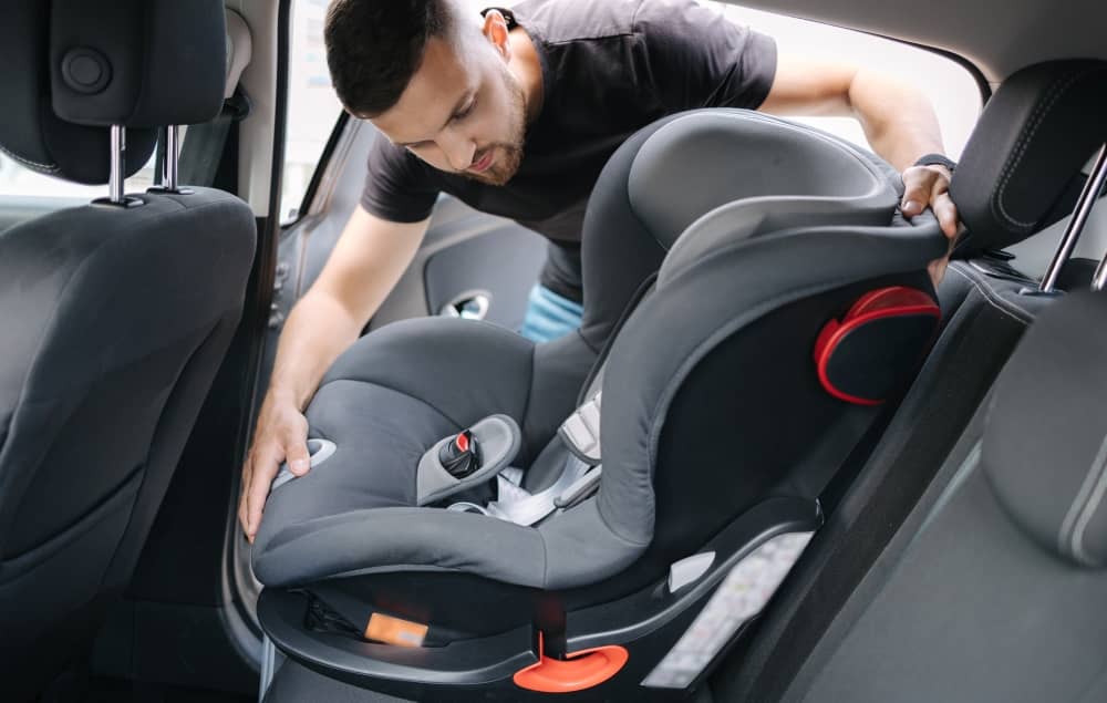 Can i install car seat in the middle shop